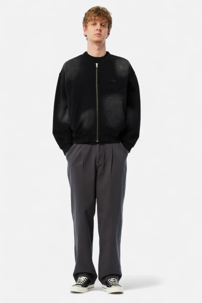 Fleece Bomber Black on model